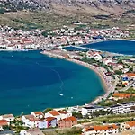 In Pag With Sea View, Terrace, Air Conditioning, Wifi Appartement *
