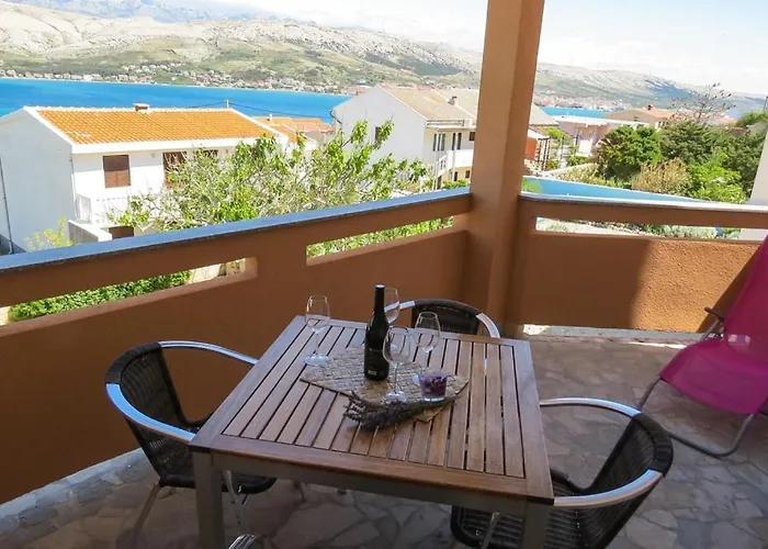 Appartamento In Pag With Sea View, Terrace, Air Conditioning, Wifi Pag Town