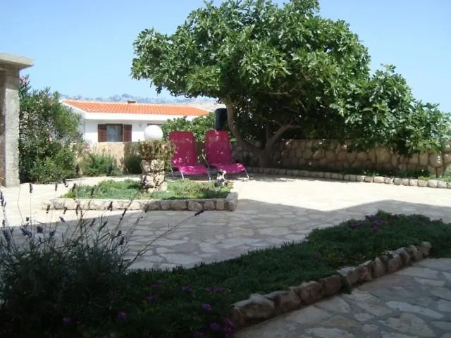 Appartamento In Pag With Sea View, Terrace, Air Conditioning, Wifi *