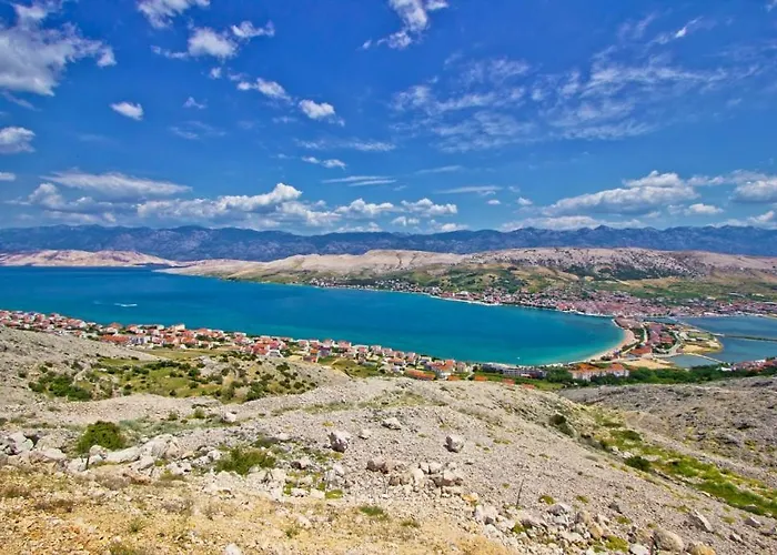 In Pag With Sea View, Terrace, Air Conditioning, Wifi Appartamento