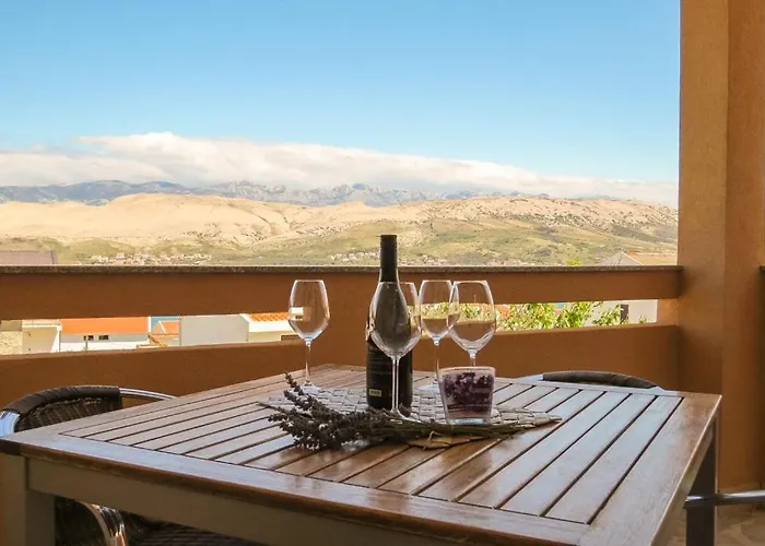 In Pag With Sea View, Terrace, Air Conditioning, Wifi Appartamento *