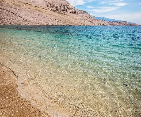 Appartamento In Pag With Sea View, Terrace, Air Conditioning, Wifi