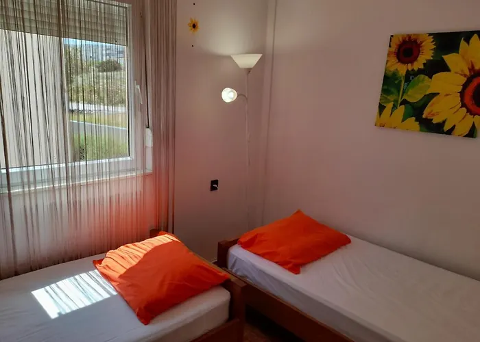 In Pag With Sea View, Terrace, Air Conditioning, Wifi Appartamento *