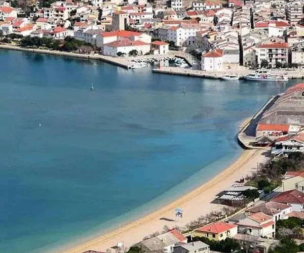 Appartamento In Pag With Sea View, Terrace, Air Conditioning, Wifi
