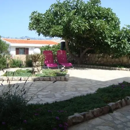Apartment In Pag With Sea View, Terrace, Air Conditioning, Wifi *