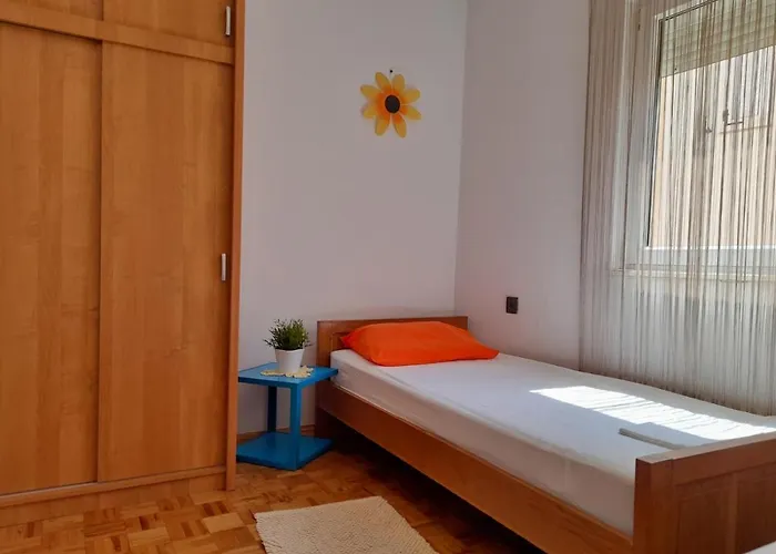 In Pag With Sea View, Terrace, Air Conditioning, Wifi * Pag Town